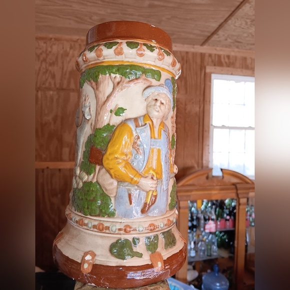 Large German stein - Picture 2 of 4